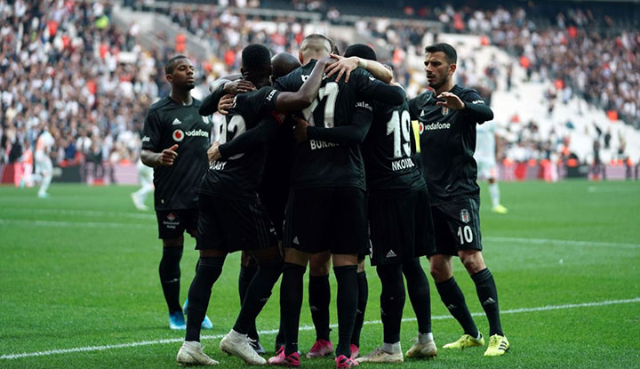 "Dünkü mücadelenin Beşiktaş adına iki yıldızı var..."
