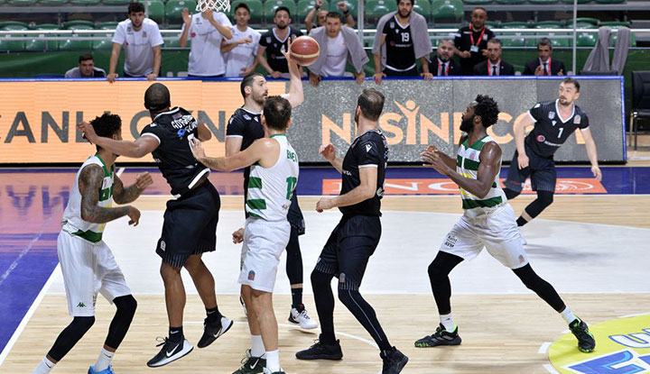 Beşiktaş Sompo Sigorta, Bursa deplasmanında mağlup