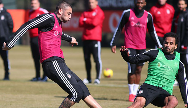 Beşiktaş'ta Ljajic, yine antrenmana katılamadı! İşte son antrenmandan notlar...