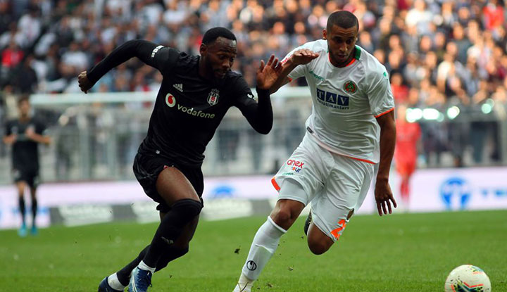Beşiktaş, maçı 10 kişi tamamladı! N'Koudou da sakatlandı!