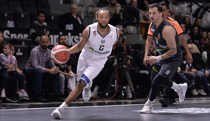 Beşiktaş Emlakjet kendi evinde mağlup!