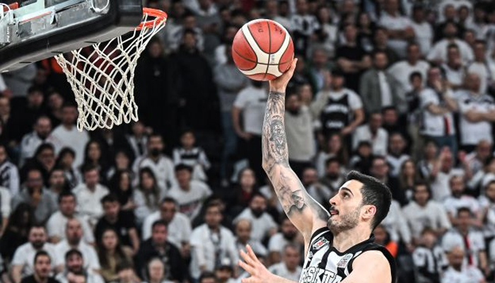 Beşiktaş GAİN, Galatasaray MCT Technic Deplasmanında