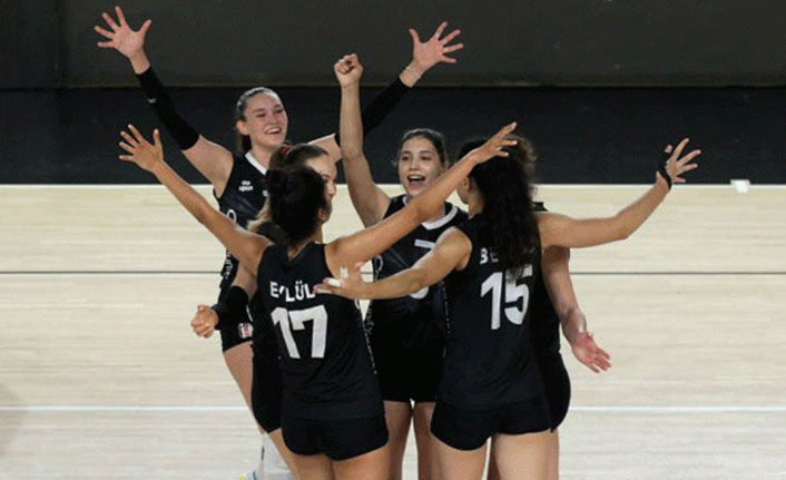 Beşiktaş Kadın Voleybol Takımı, Çanakkale deplasmanında galip