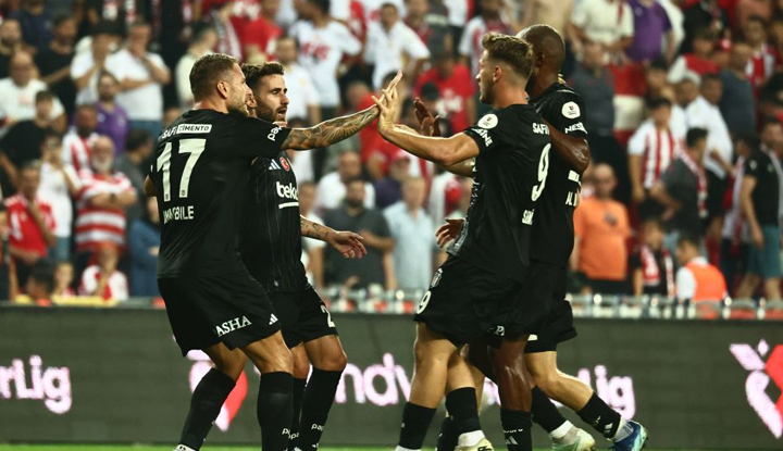 Beşiktaş lige iddialı girdi! Rafa Silva parlamaya devam ediyor!