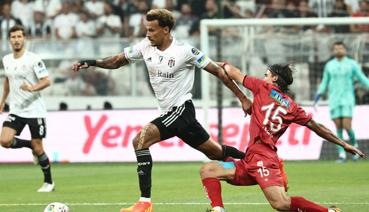 "Beşiktaş taraftarı acaba kaç gol görebiliriz düşüncesiyle..."
