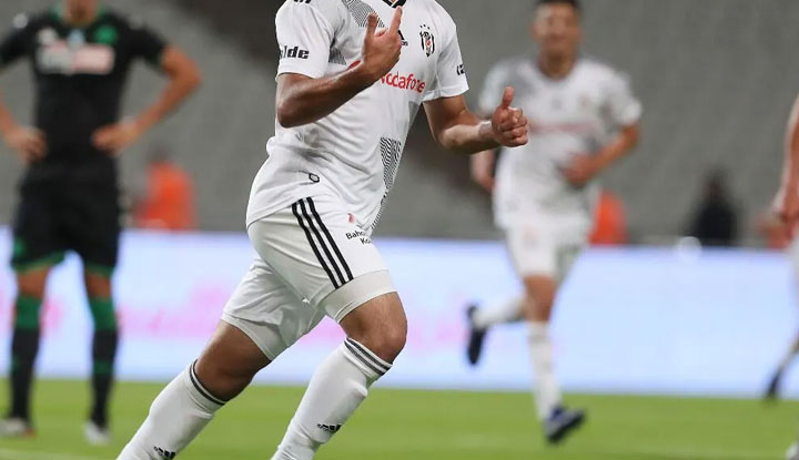 Beşiktaş'ın eski yıldız adayı Almanya 6. Lig'e transfer oldu!