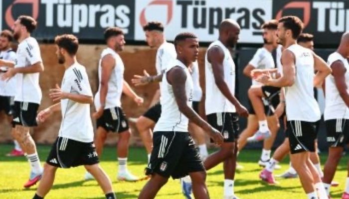 Beşiktaş’ın St.Patrick’s maçı kamp kadrosu açıklandı!