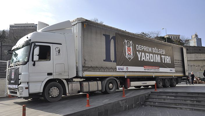 Beşiktaş'ın yardım tırları deprem bölgelerine ulaşmaya devam ediyor!