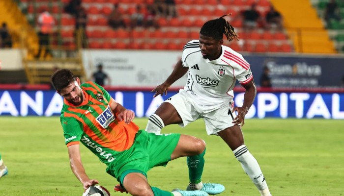 Beşiktaş'ta El Bilal Toure dikkat çekti!