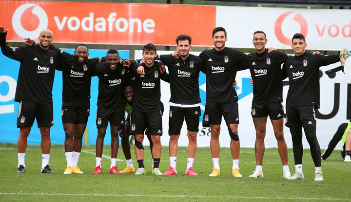 Beşiktaş'ta Rio Ave maçı öncesi sevindiren haber