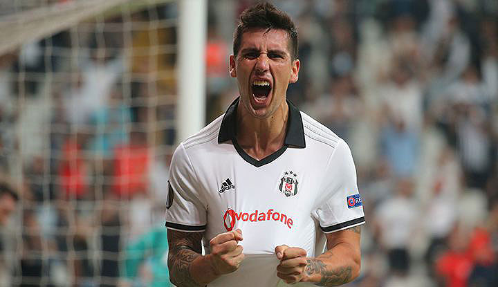 Roco, Beşiktaş'tan ayrılmak istiyor!