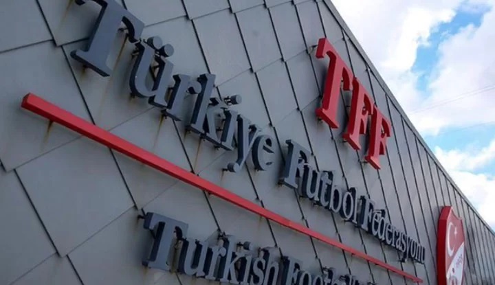 Ligler seyircili mi, seyircisiz mi oynanacak? TFF, tüm kuralları açıkladı!