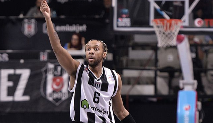 Parker Jackson-Cartwright'dan maç sonu açıklamalar! "İnanmaktan vazgeçmedik"