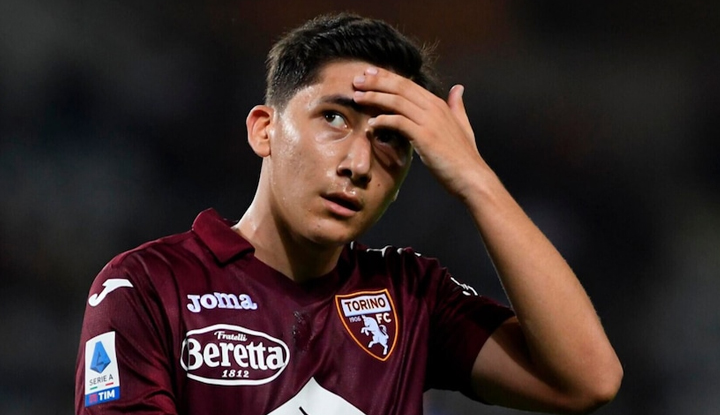 Torino'da Emirhan İlkhan şoku yaşanıyor! Koltuk değnekleriyle çıktı!
