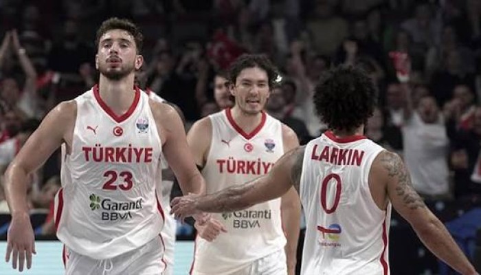 Türkiye, Eurobasket'te finale yükseldi!