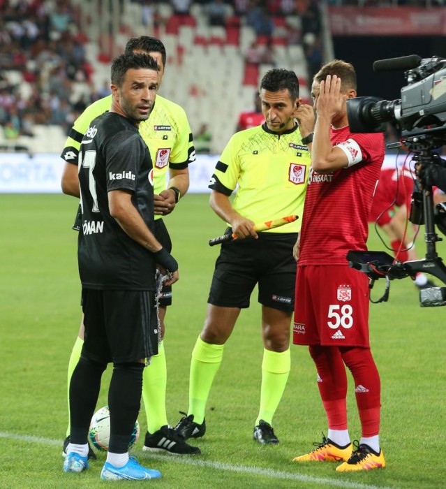 Sivasspor-Beşiktaş maçından yansıyanlar