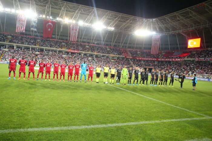 Sivasspor-Beşiktaş maçından yansıyanlar