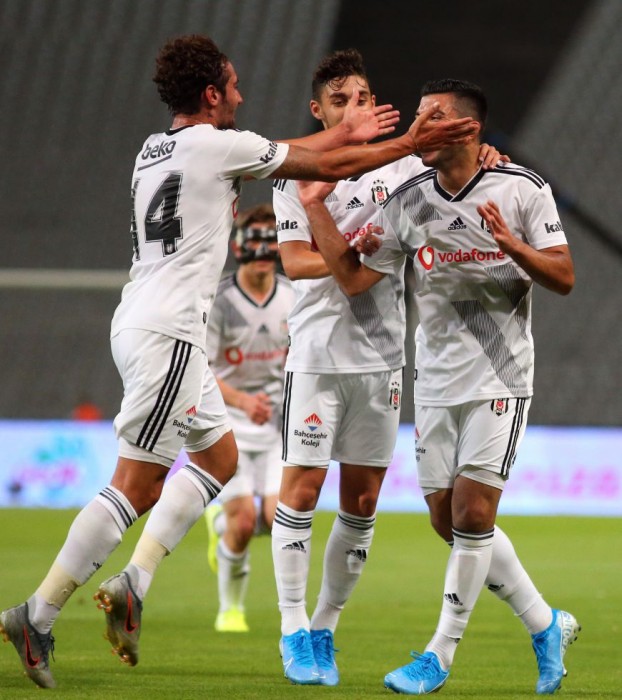 İşte Beşiktaş-Panathinaikos maçından görüntüler...