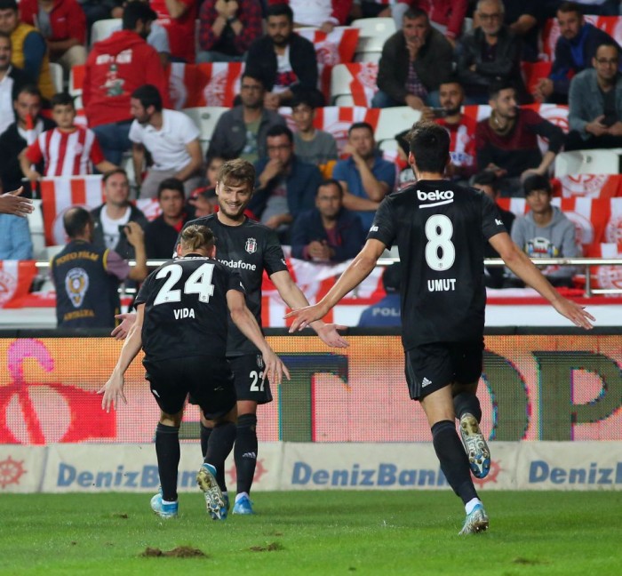 Antalyaspor-Beşiktaş maçından yansıyanlar!