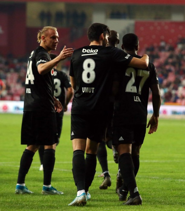 Antalyaspor-Beşiktaş maçından yansıyanlar!