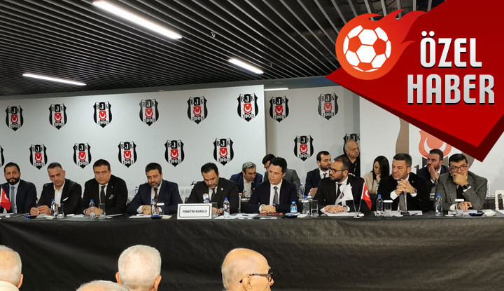 Atıf Keçeci kürsüye çıktı, yönetim salonu terk etti! İşte o görüntüler...
